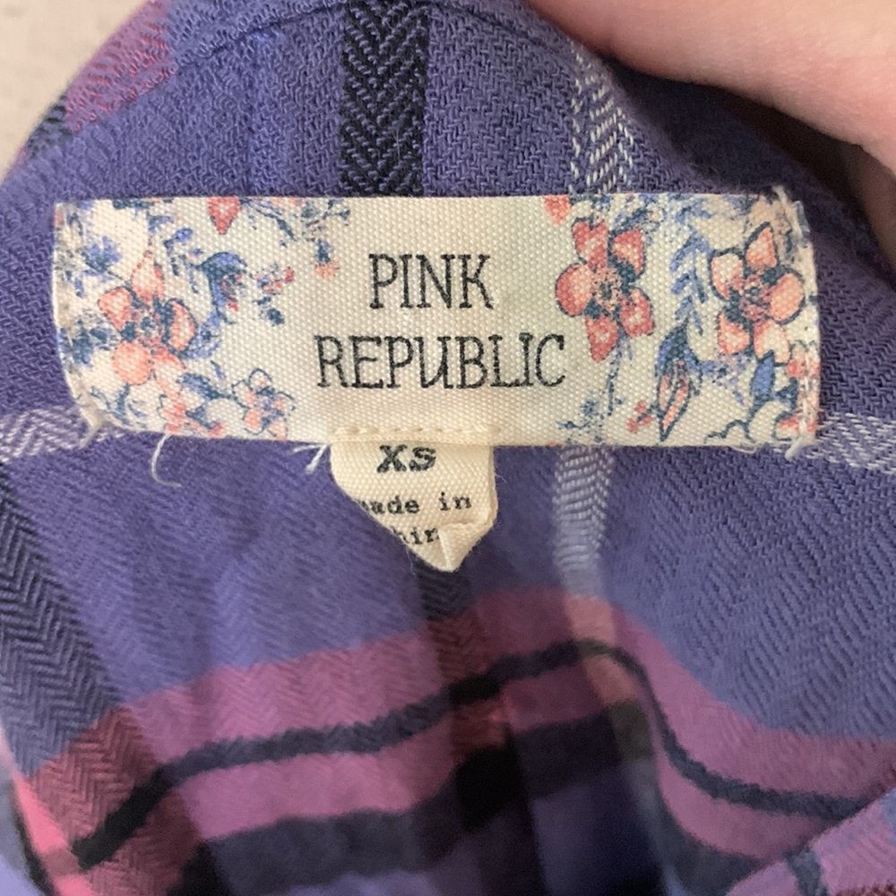 3for$20 button front xs - Picture 4 of 4